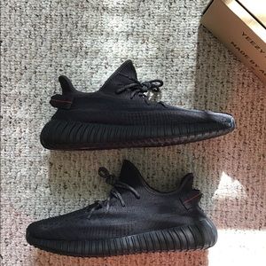 Adidas Yeezy boost 350 V2 black non-reflective